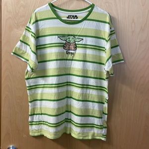 NWOT Star Wars Our Universe short sleeved shirt. Character Grogu. Size 2X.